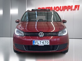 Volkswagen Touran vaihtoauto