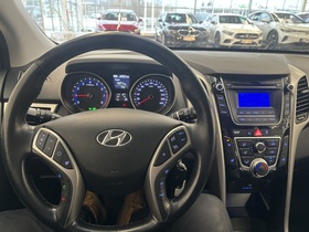 Hyundai i30 5d vaihtoauto