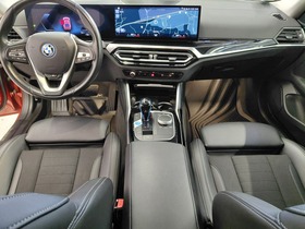BMW i4 vaihtoauto