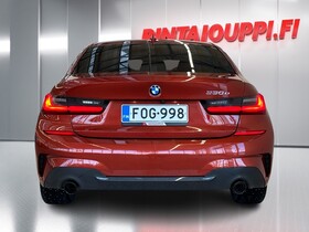 BMW 330 vaihtoauto