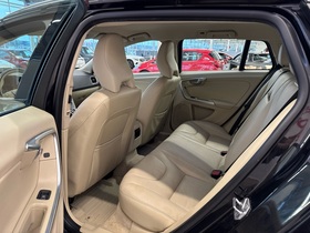 Volvo V60 Cross Country vaihtoauto