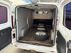 Opel Vivaro vaihtoauto