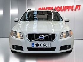 Volvo V70 vaihtoauto