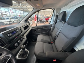 Nissan Primastar vaihtoauto