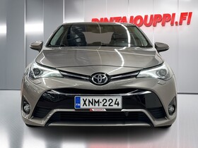 Toyota Avensis vaihtoauto