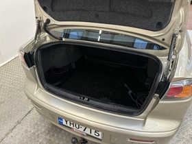 Mitsubishi Lancer vaihtoauto