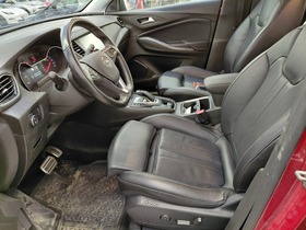 Opel Grandland X vaihtoauto