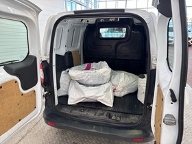 Ford Transit Courier vaihtoauto