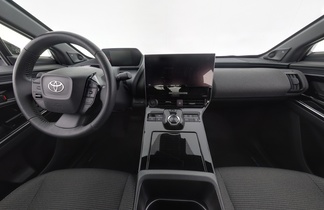 Toyota bZ4X vaihtoauto