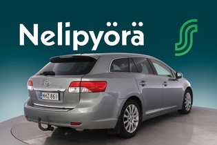 Toyota Avensis vaihtoauto