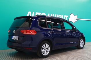 Volkswagen Touran vaihtoauto