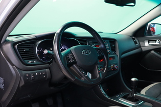 Kia Optima vaihtoauto