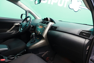 Toyota Verso vaihtoauto