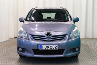 Toyota Verso vaihtoauto