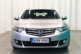 Honda Accord vaihtoauto