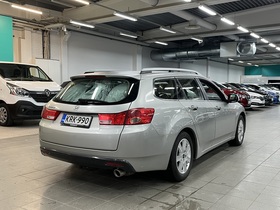 Honda Accord vaihtoauto