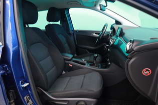 Mercedes-Benz B vaihtoauto