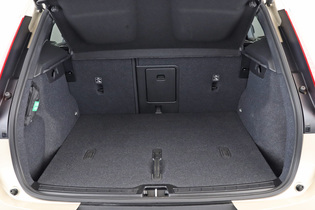 Volvo EX40 vaihtoauto