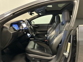 Tesla Model S vaihtoauto