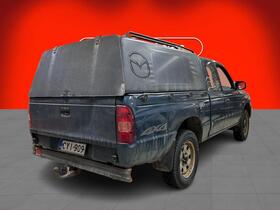 Mazda B2500 vaihtoauto