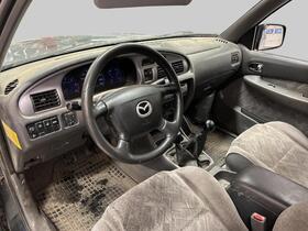 Mazda B2500 vaihtoauto