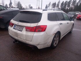 Honda Accord vaihtoauto