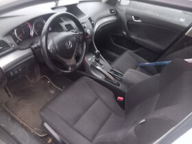 Honda Accord vaihtoauto