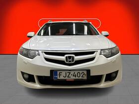 Honda Accord vaihtoauto