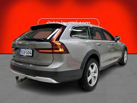 Volvo V90 Cross Country vaihtoauto