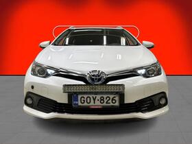 Toyota Auris vaihtoauto