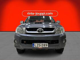 Toyota Hilux vaihtoauto