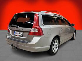 Volvo V70 vaihtoauto