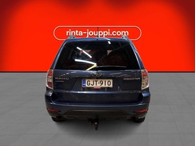 Subaru Forester vaihtoauto