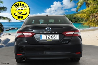 Toyota Camry vaihtoauto