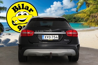 Mercedes-Benz GLA vaihtoauto