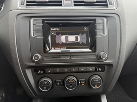 Volkswagen Jetta vaihtoauto