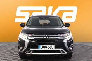 Mitsubishi Outlander PHEV vaihtoauto