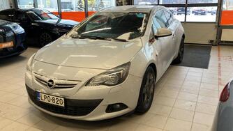 Opel Astra vaihtoauto
