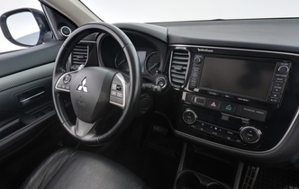 Mitsubishi Outlander vaihtoauto