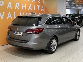 Opel Astra vaihtoauto
