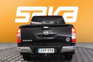 Nissan Navara vaihtoauto