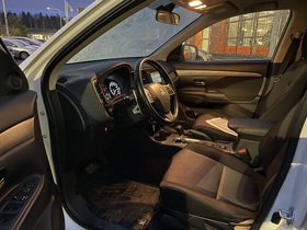 Mitsubishi Outlander vaihtoauto