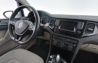 Volkswagen Golf Sportsvan vaihtoauto