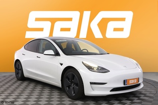 Tesla Model 3 vaihtoauto