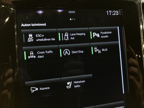 Volvo V60 Cross Country vaihtoauto