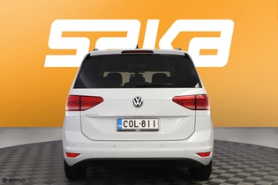 Volkswagen Touran vaihtoauto