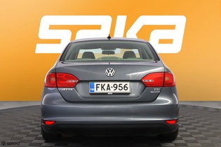 Volkswagen Jetta vaihtoauto