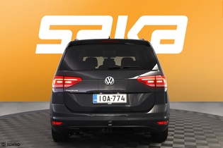 Volkswagen Touran vaihtoauto