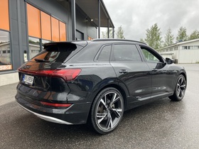 Audi e-tron vaihtoauto