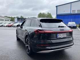 Audi e-tron vaihtoauto